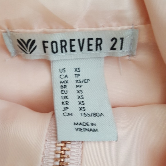 Forever 21 Rose Gold Windbreaker - Picture 4 of 4